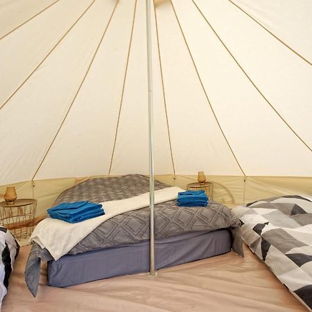 Tipi Experience L'Echappee Belle Hotell Saint-Maudez Exteriör bild